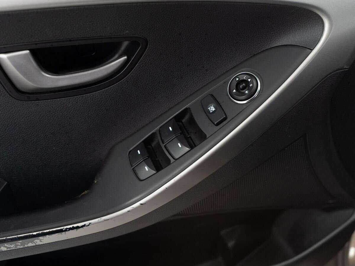 Купить Hyundai i30, 2013, 220 000 км, фото №14