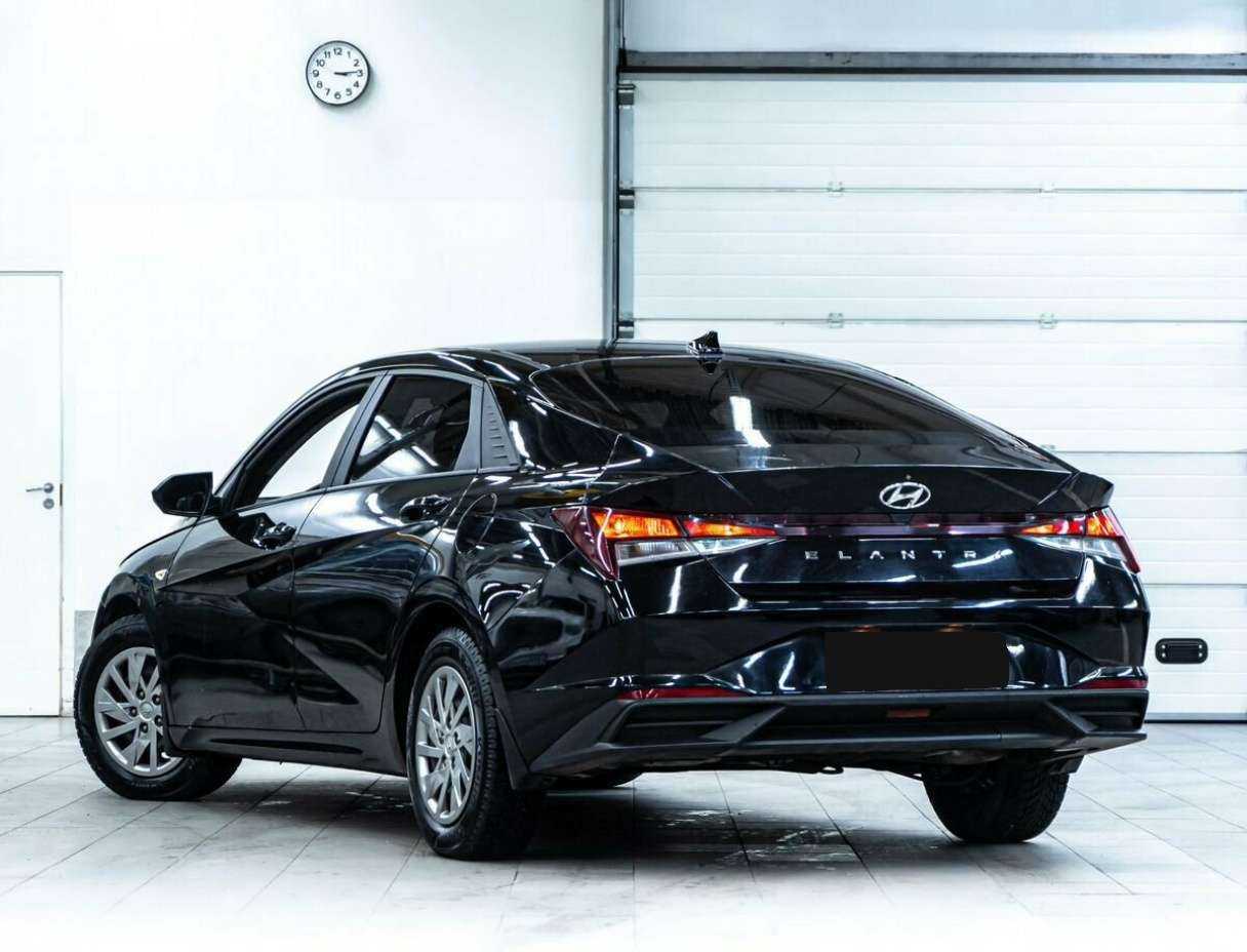 Купить Hyundai Elantra, 2021, 61 830 км, фото №4