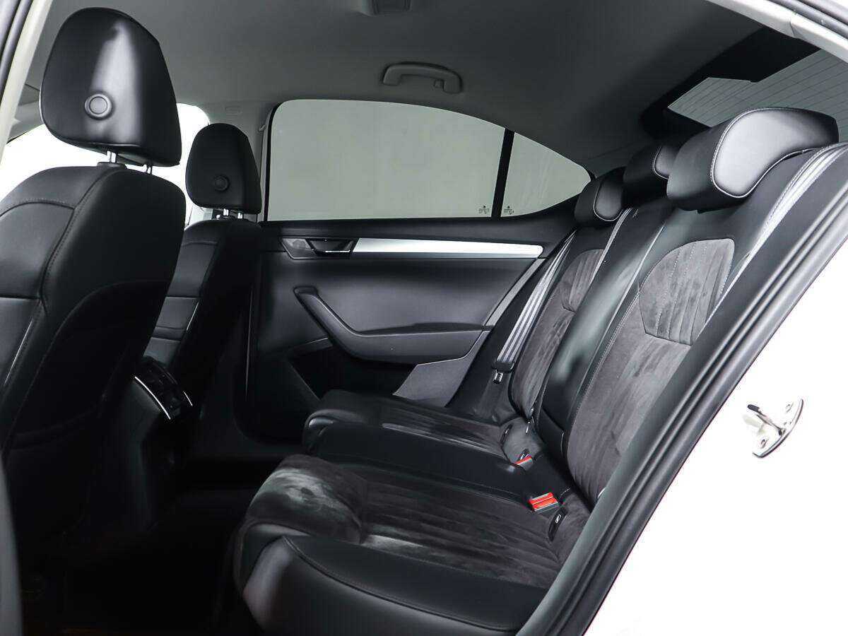 Купить Skoda Superb, 2017, 79 408 км, фото №9