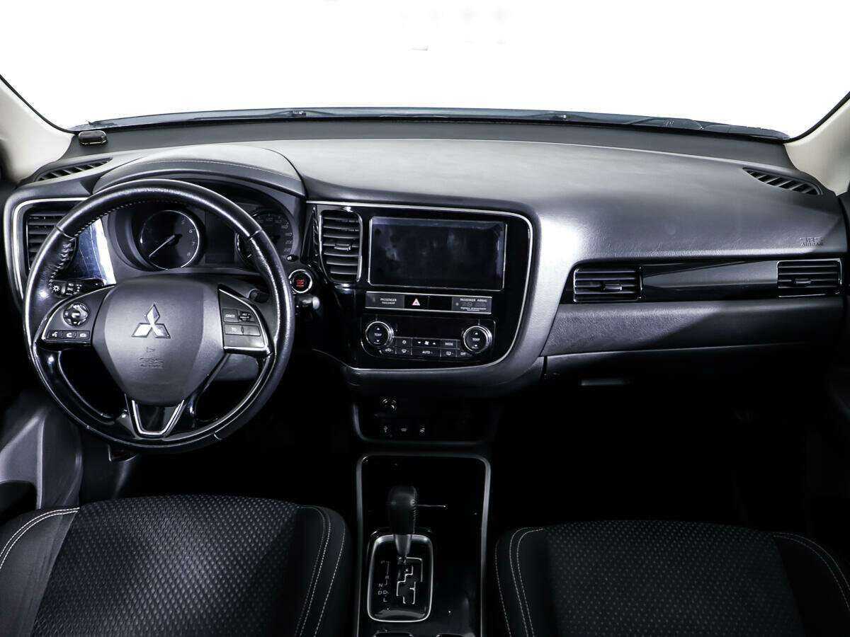 Купить Mitsubishi Outlander, 2019, 101 800 км, фото №11