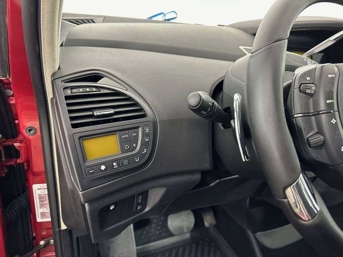 Купить Citroen C4 Picasso, 2012, 122 613 км, фото №8