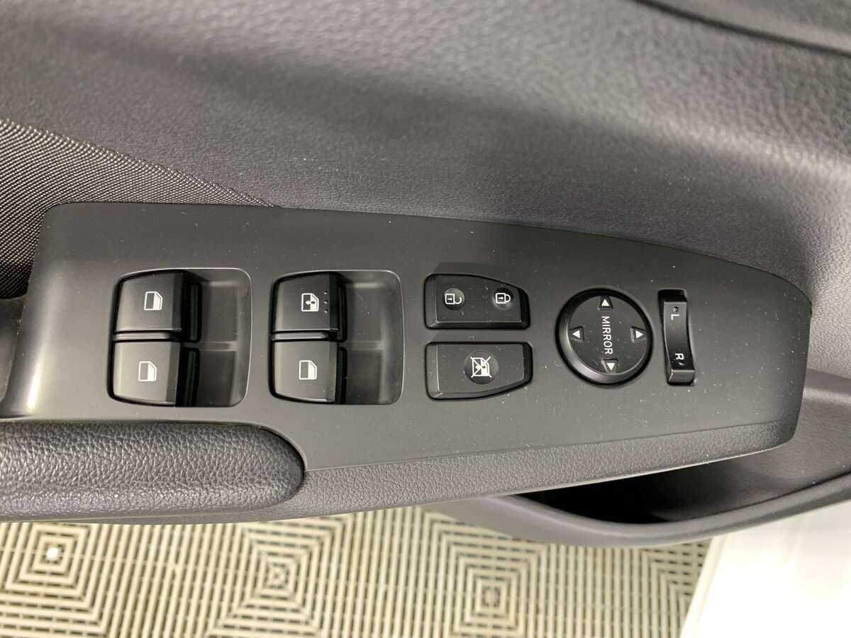 Купить Hyundai Solaris, 2019, 126 048 км, фото №18