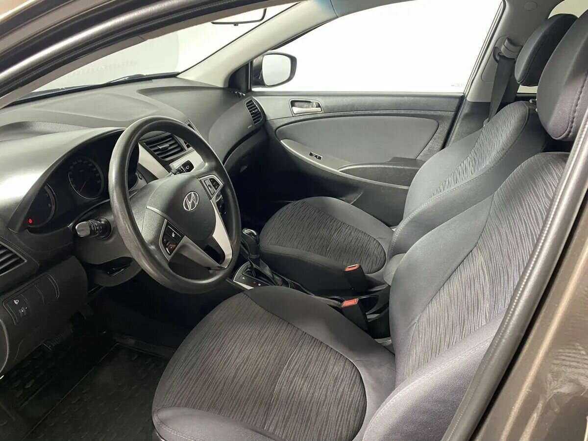 Купить Hyundai Solaris, 2016, 157 000 км, фото №9