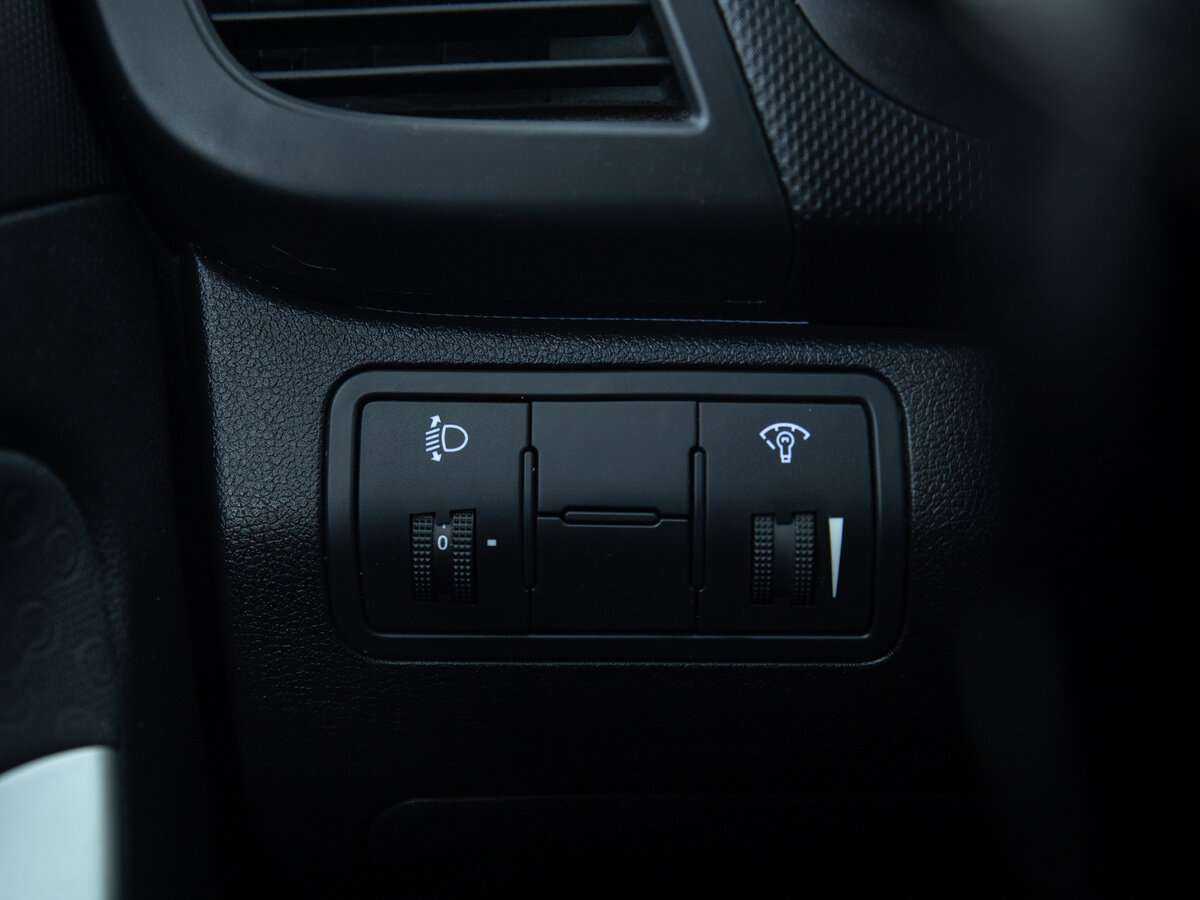 Купить Hyundai Solaris, 2013, 123 846 км, фото №18