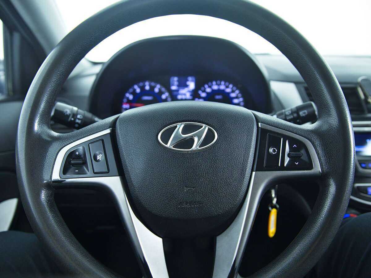 Купить Hyundai Solaris, 2015, 187 312 км, фото №13