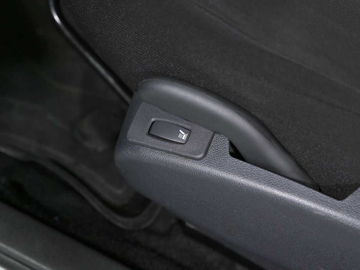 Купить Nissan Almera, 2018, 129 893 км, фото №13