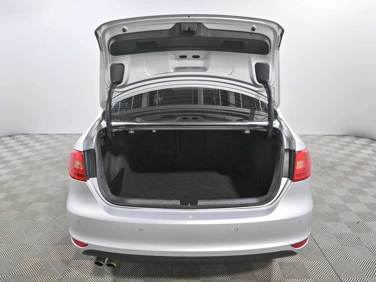 Купить Volkswagen Jetta, 2013, 158 244 км, фото №17