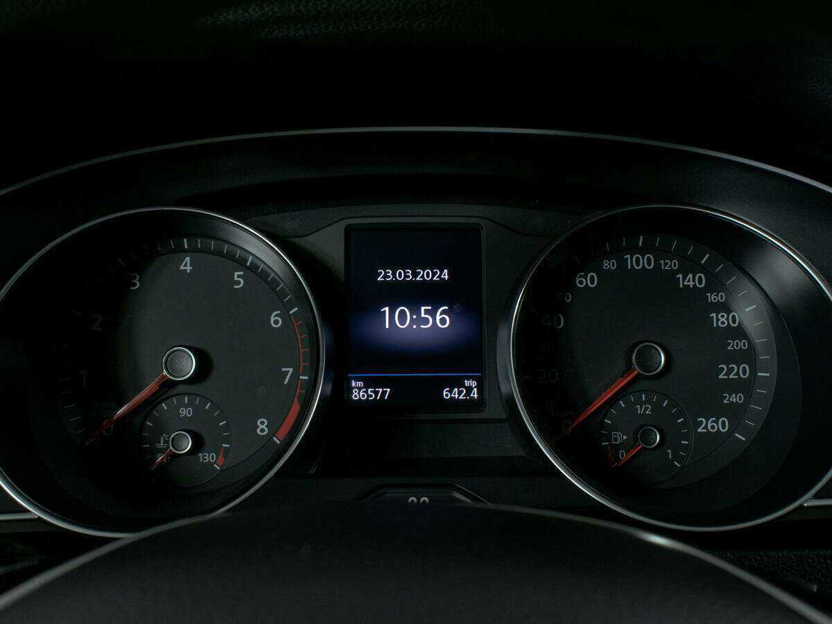 Купить Volkswagen Passat, 2017, 86 554 км, фото №11