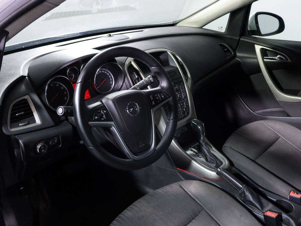 Купить Opel Astra, 2012, 80 000 км, фото №12