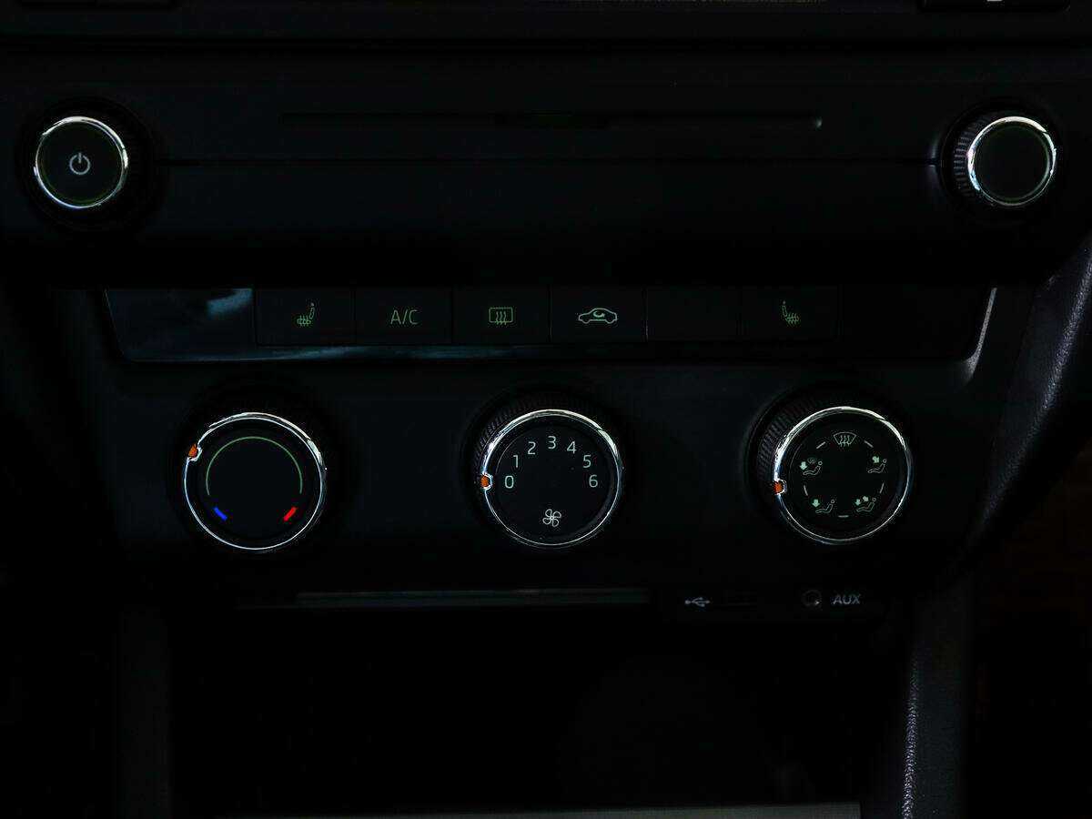 Купить Skoda Octavia, 2013, 58 944 км, фото №13