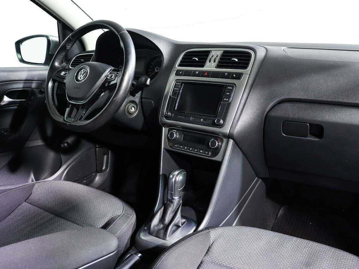 Купить Volkswagen Polo, 2017, 77 064 км, фото №8