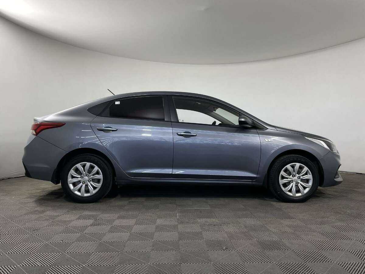 Купить Hyundai Solaris, 2017, 99 000 км, фото №4