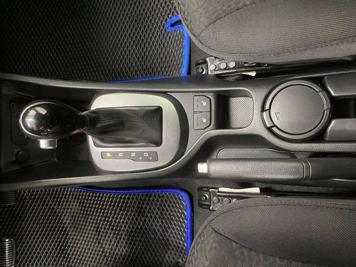 Купить Kia Rio, 2017, 119 000 км, фото №12