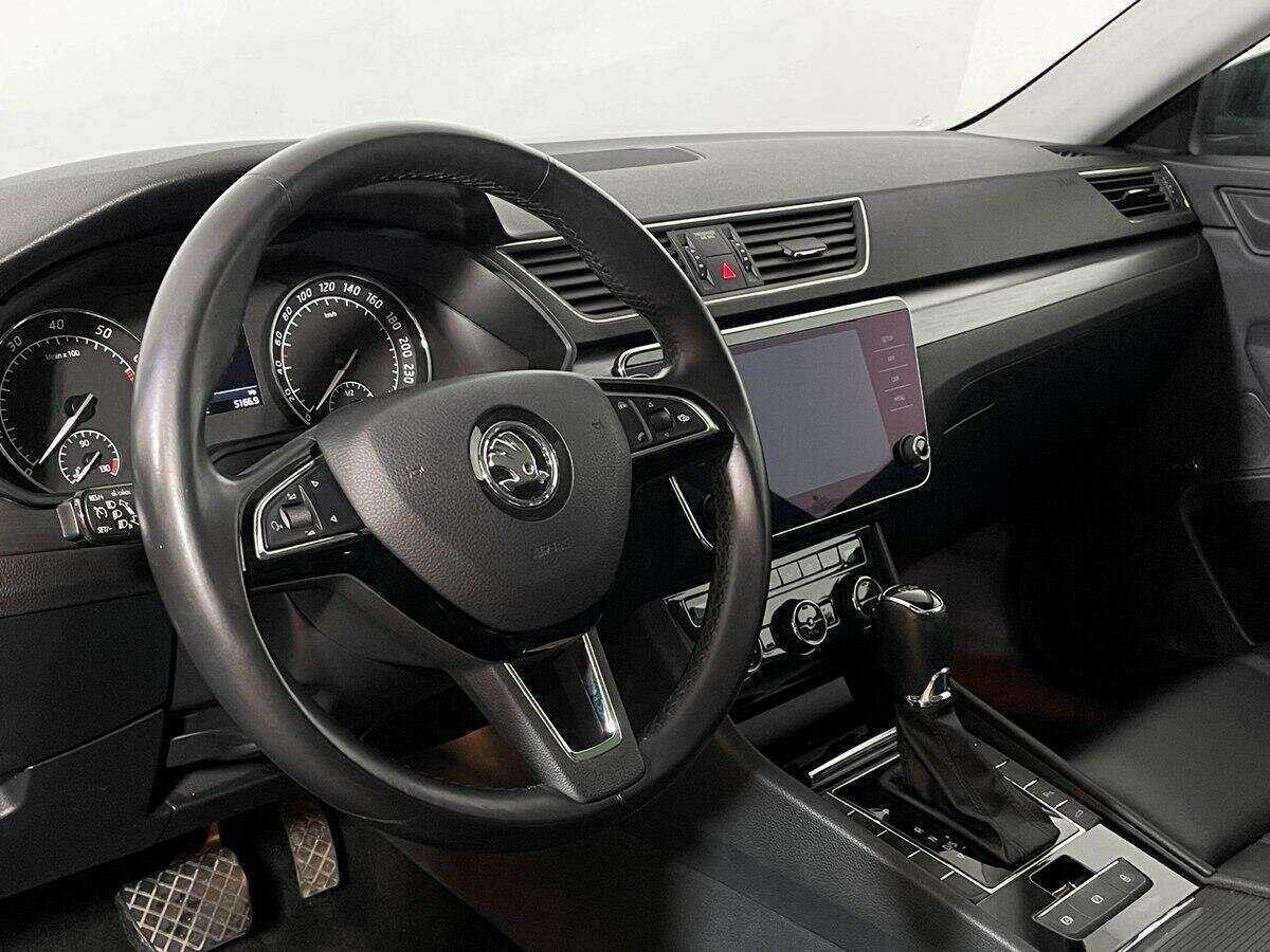 Купить Skoda Superb, 2017, 96 684 км, фото №16