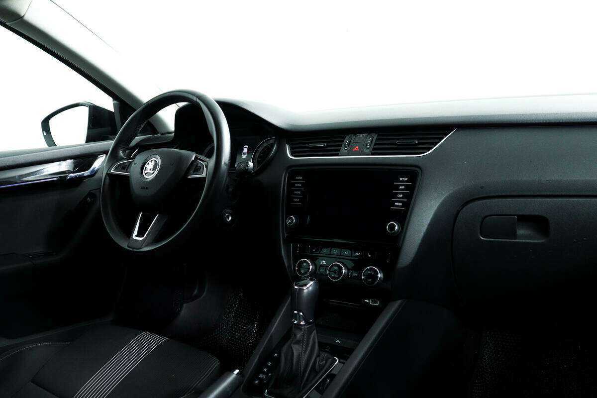 Купить Skoda Octavia, 2018, 135 479 км, фото №9