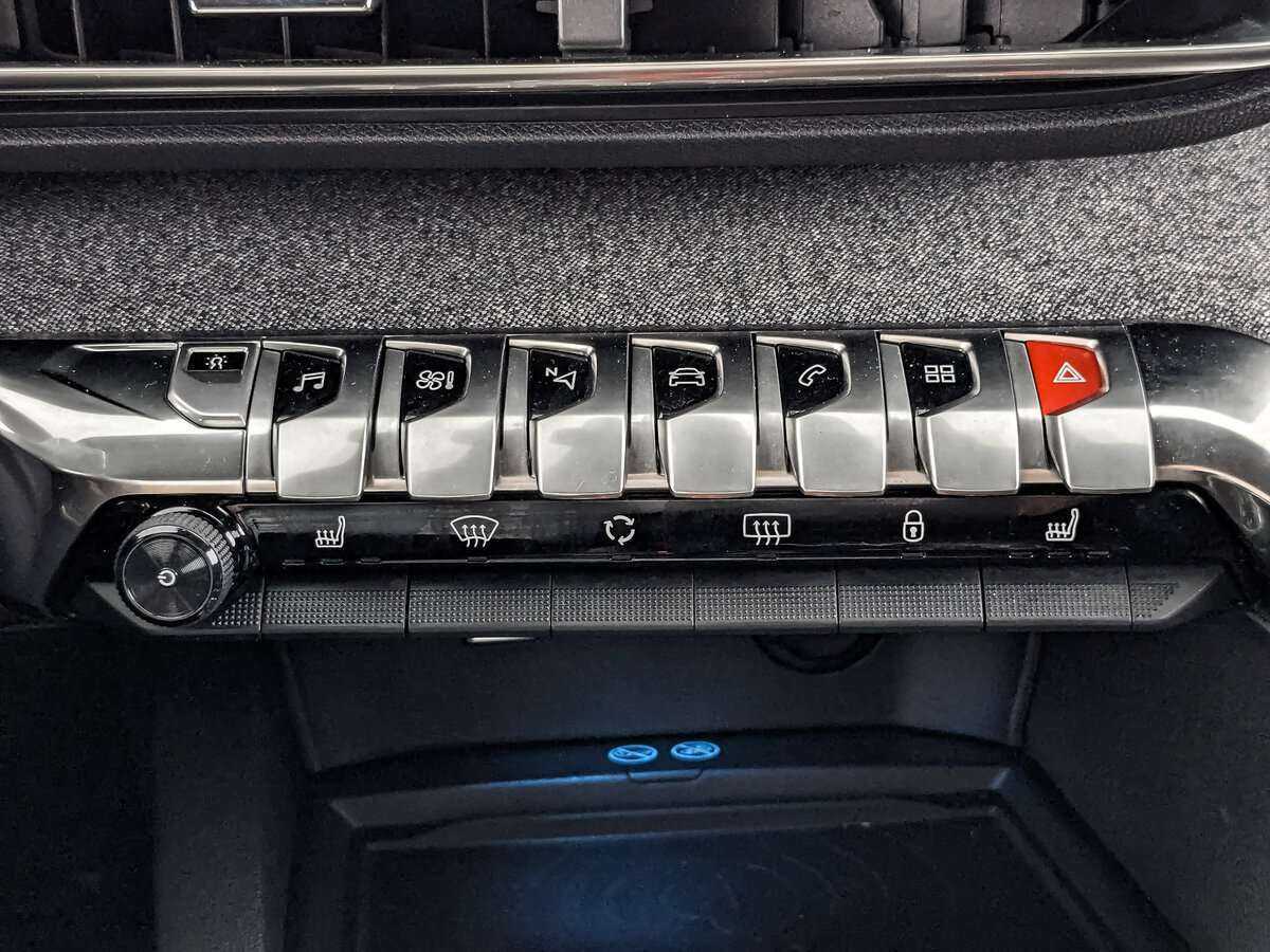 Купить Peugeot 3008, 2018, 187 811 км, фото №22