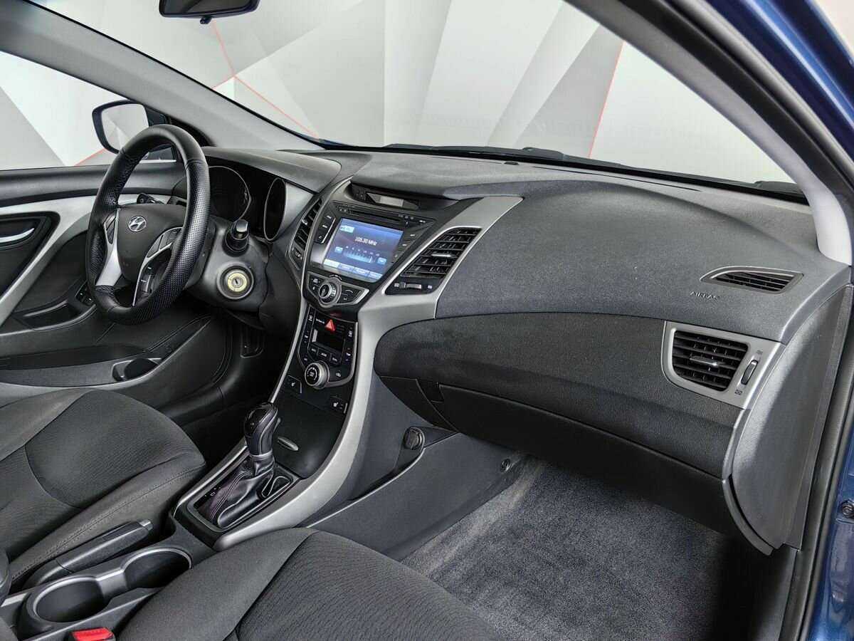 Купить Hyundai Elantra, 2015, 147 701 км, фото №9