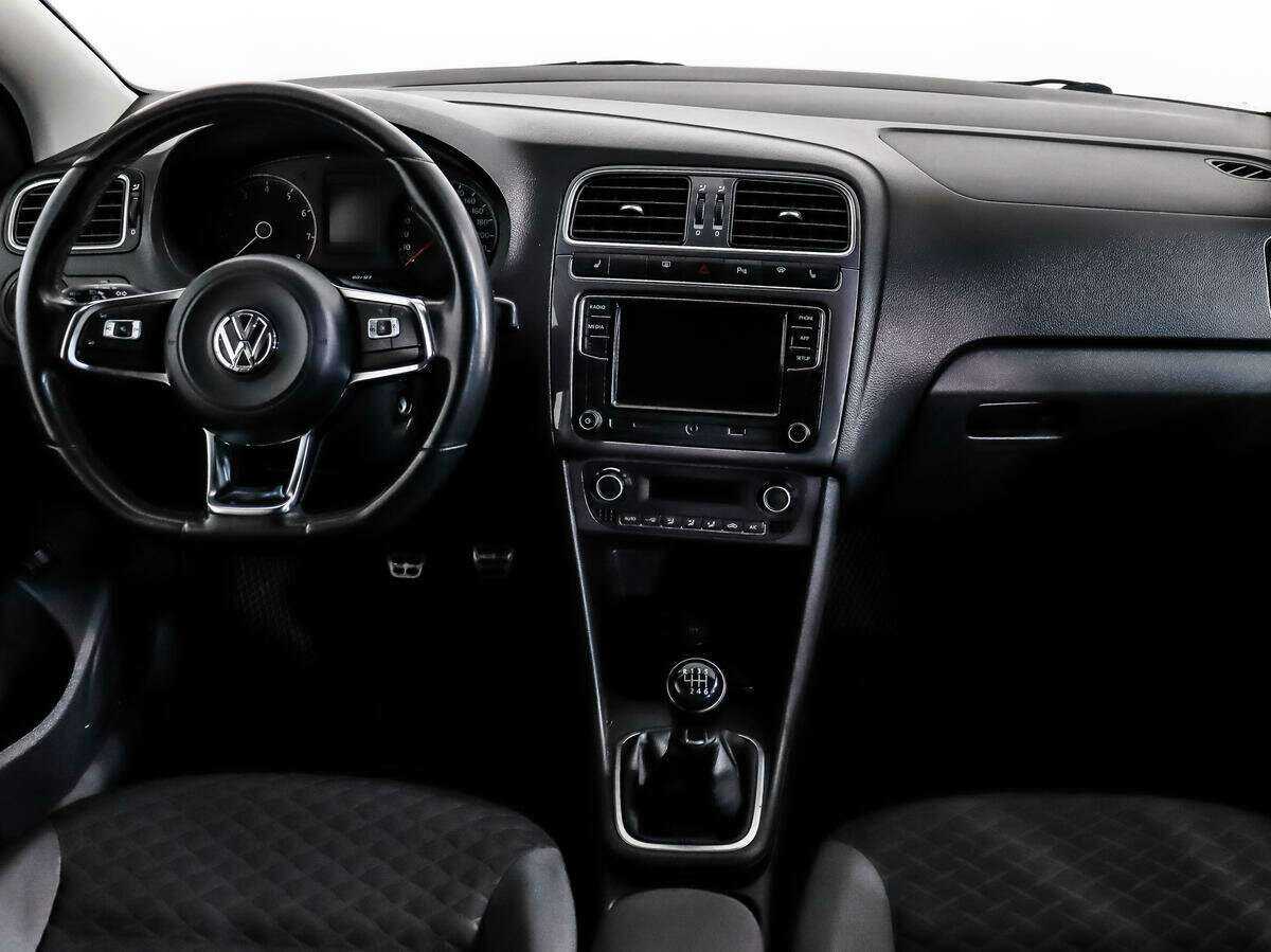 Купить Volkswagen Polo, 2018, 131 298 км, фото №12