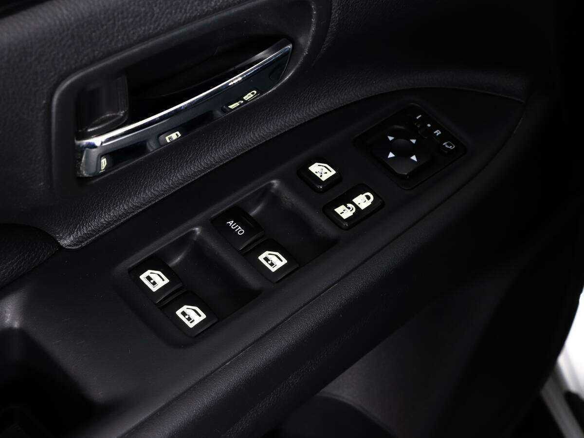 Купить Mitsubishi Outlander, 2018, 133 095 км, фото №12