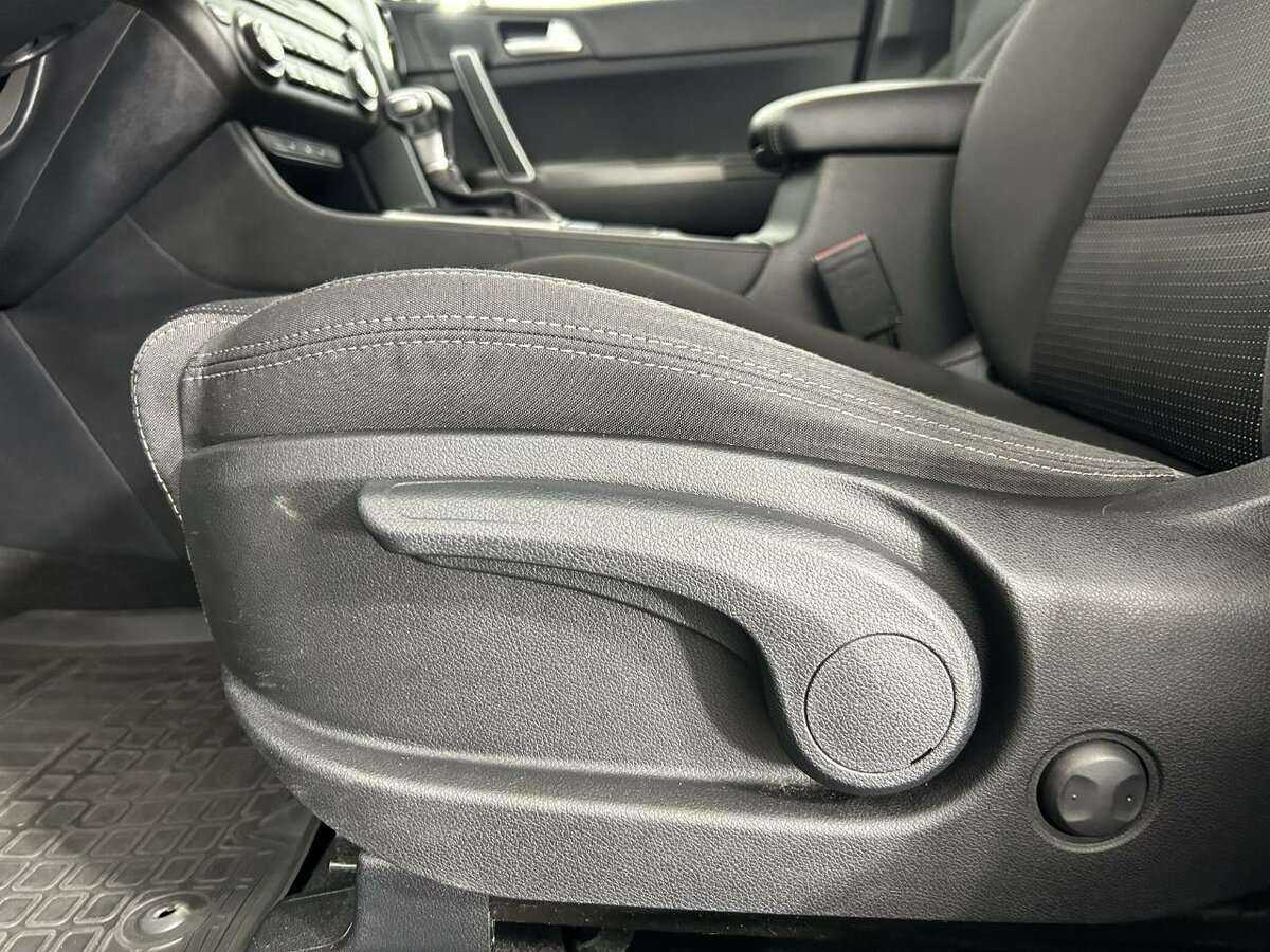 Купить Kia Sportage, 2016, 124 198 км, фото №10