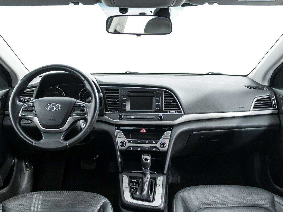 Купить Hyundai Elantra, 2016, 115 307 км, фото №13