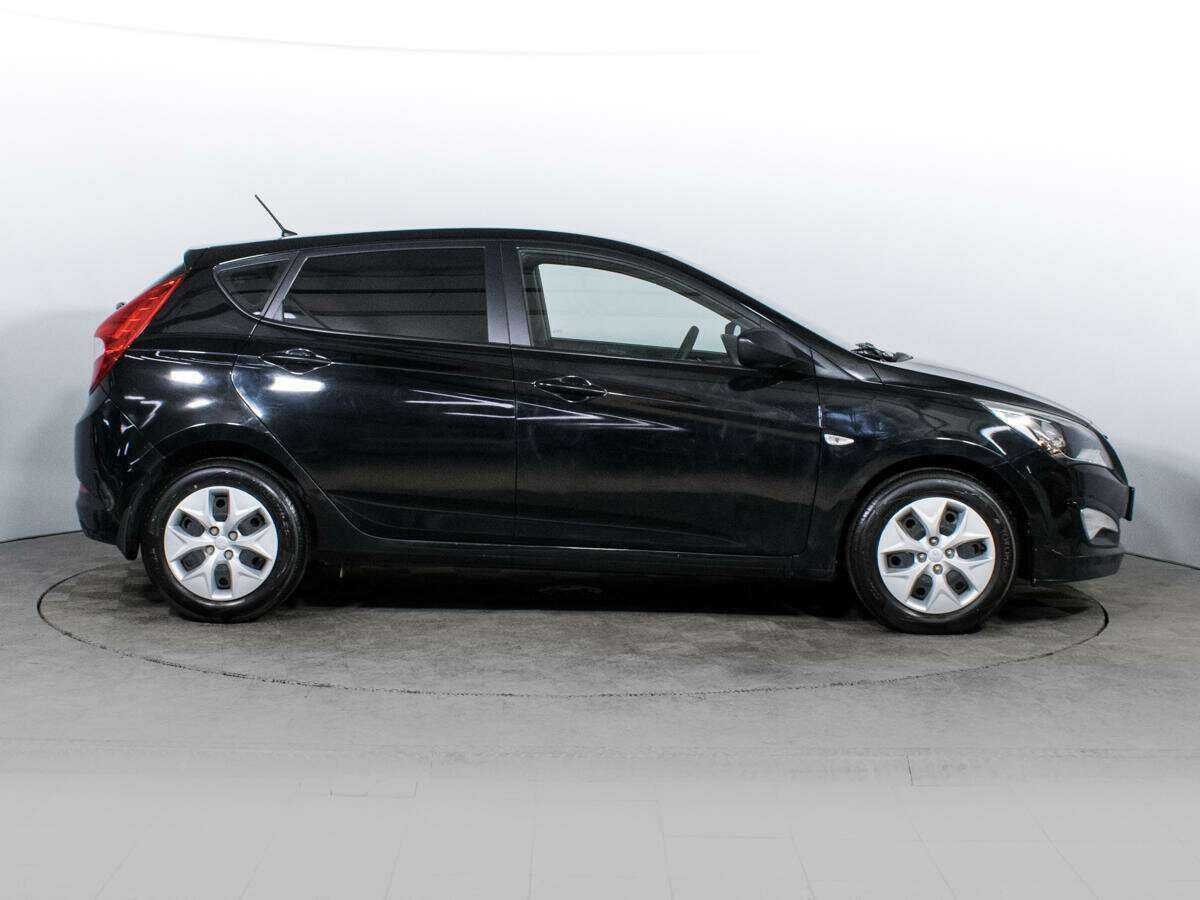 Купить Hyundai Solaris, 2014, 61 500 км, фото №4