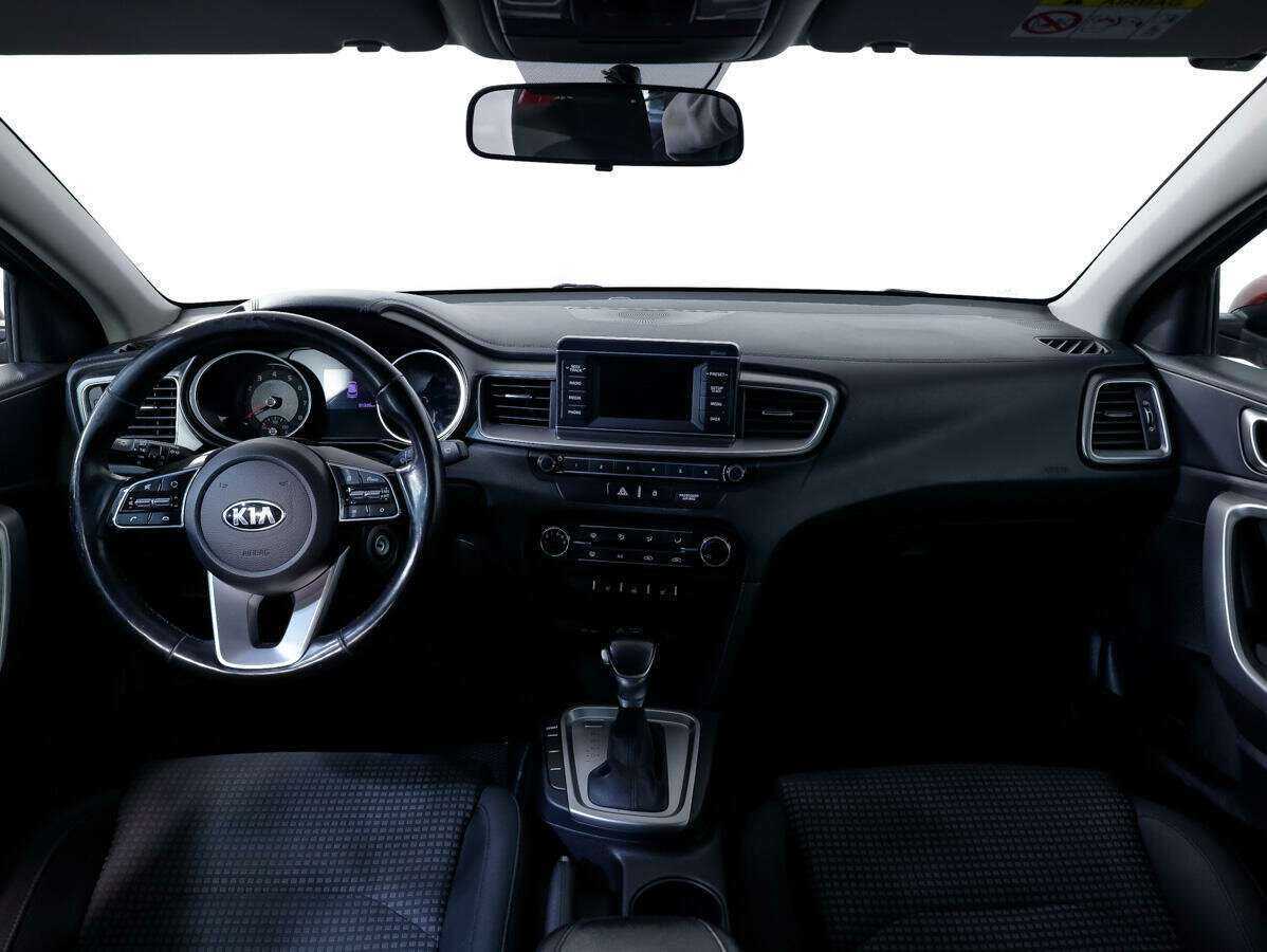 Купить Kia Ceed, 2019, 91 396 км, фото №9
