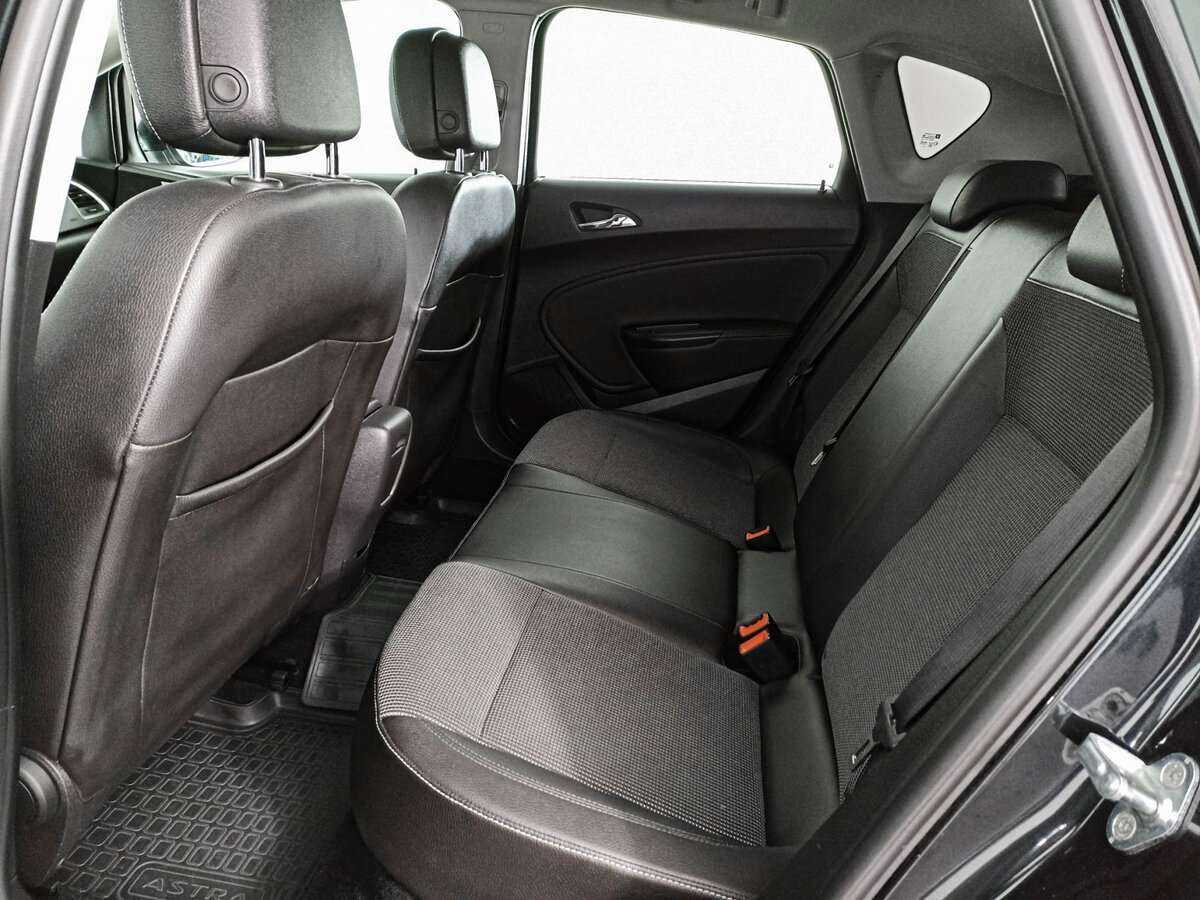 Купить Opel Astra, 2012, 171 000 км, фото №10