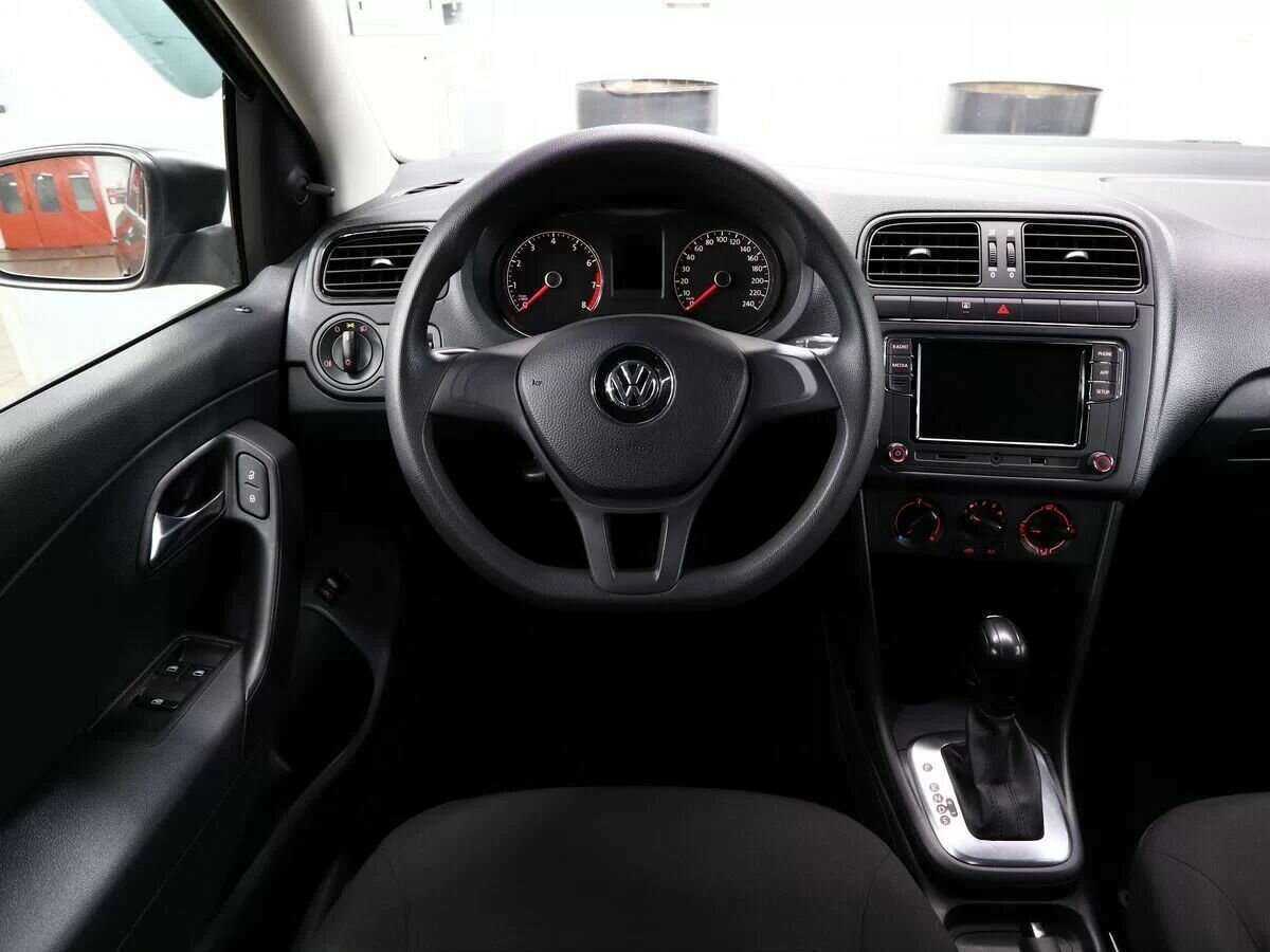 Купить Volkswagen Polo, 2018, 36 000 км, фото №11