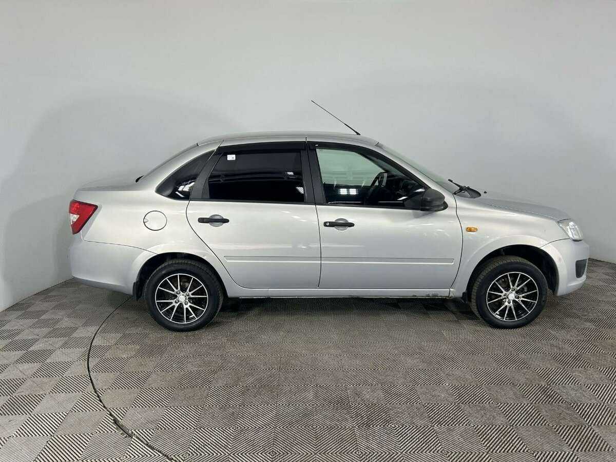 Купить Lada (ВАЗ) Granta, 2017, 88 539 км, фото №4