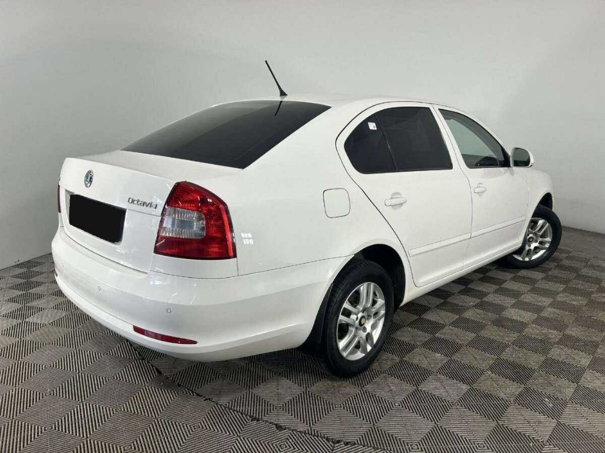 Купить Skoda Octavia, 2012, 120 158 км, фото №6