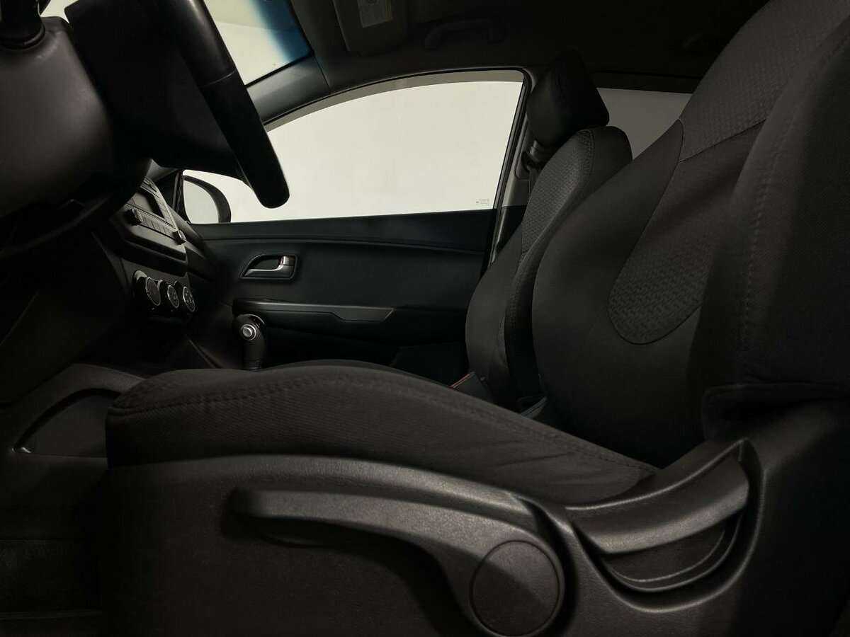 Купить Kia Rio, 2016, 83 880 км, фото №10