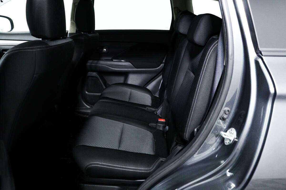 Купить Mitsubishi Outlander, 2018, 76 910 км, фото №12