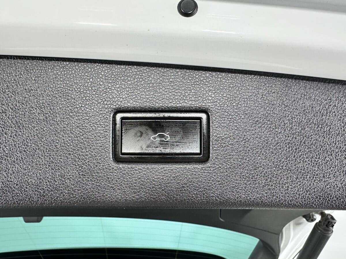 Купить Volkswagen Tiguan, 2019, 82 960 км, фото №18