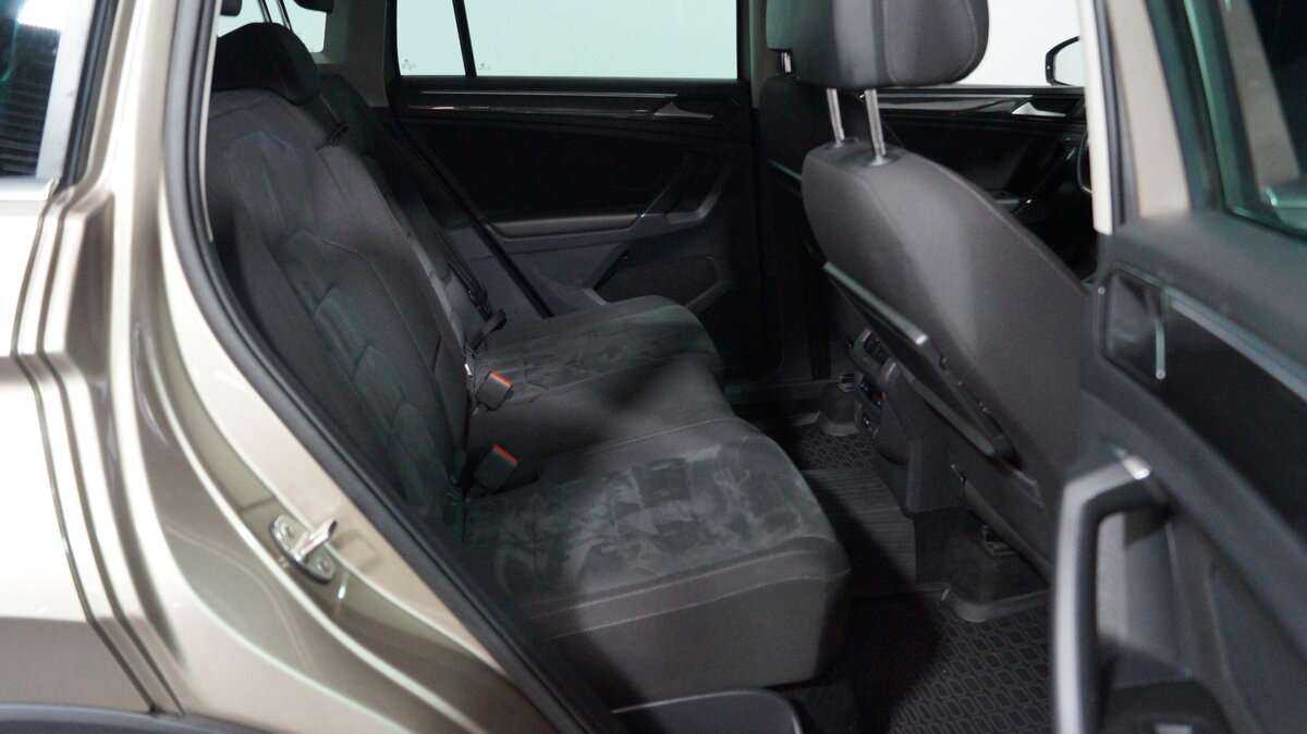 Купить Volkswagen Tiguan, 2018, 176 587 км, фото №13