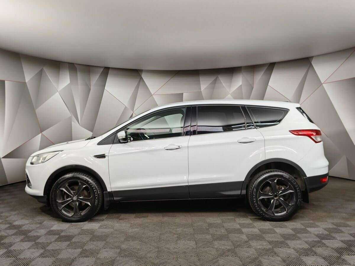 Купить Ford Kuga, 2015, 81 911 км, фото №4