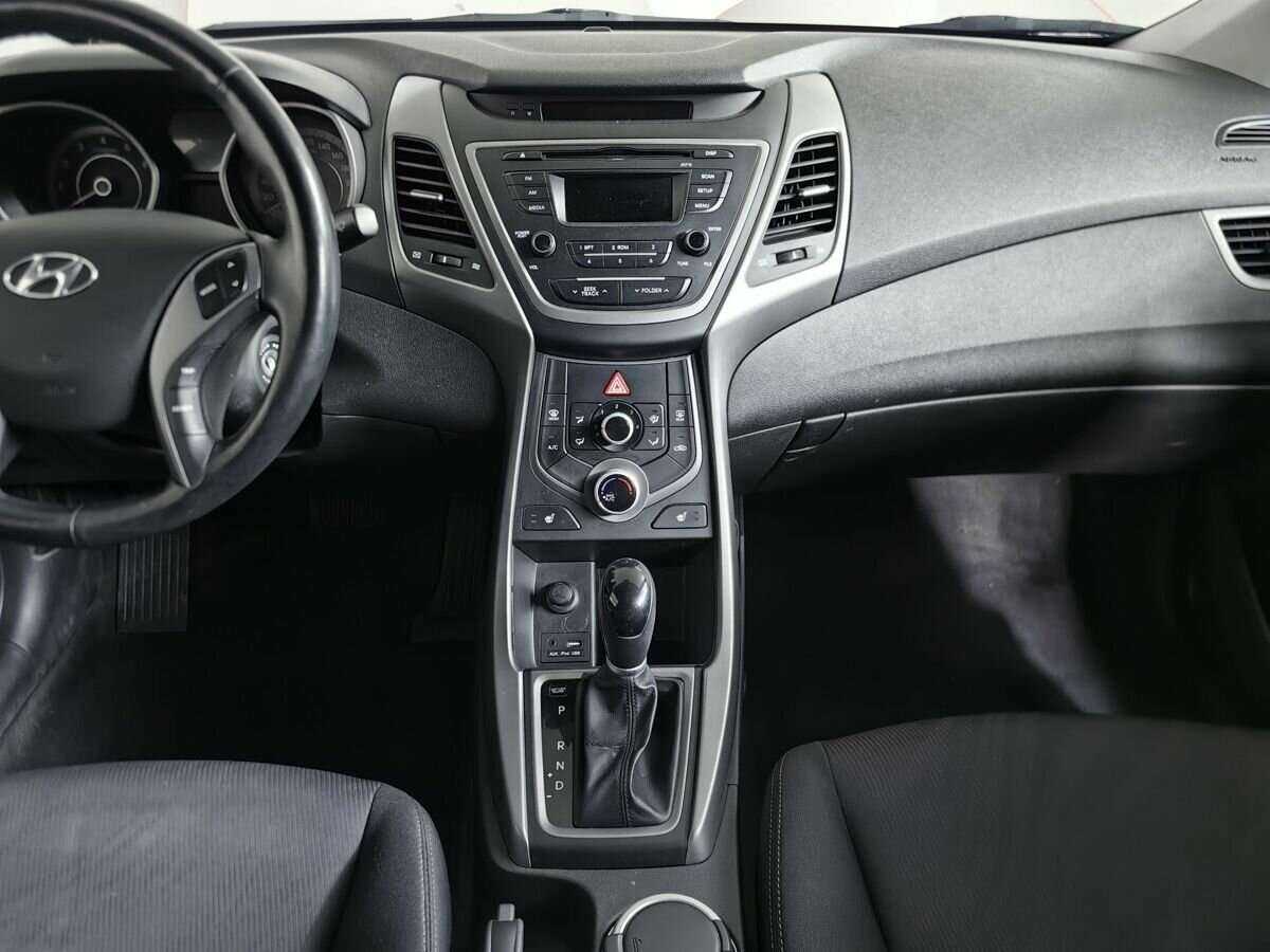 Купить Hyundai Elantra, 2015, 69 924 км, фото №11