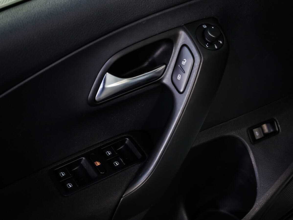 Купить Volkswagen Polo, 2016, 110 557 км, фото №15