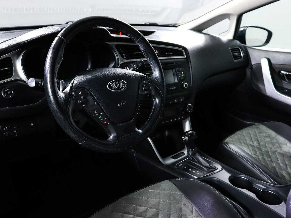 Купить Kia Ceed, 2017, 67 000 км, фото №12