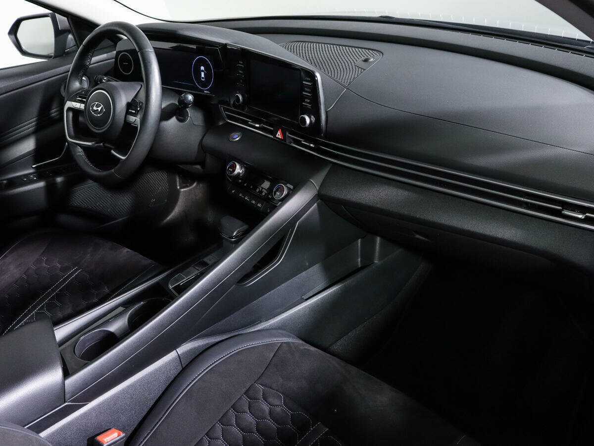 Купить Hyundai Elantra, 2022, 26 575 км, фото №10