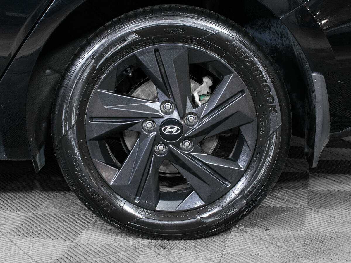 Купить Hyundai Elantra, 2020, 33 734 км, фото №16