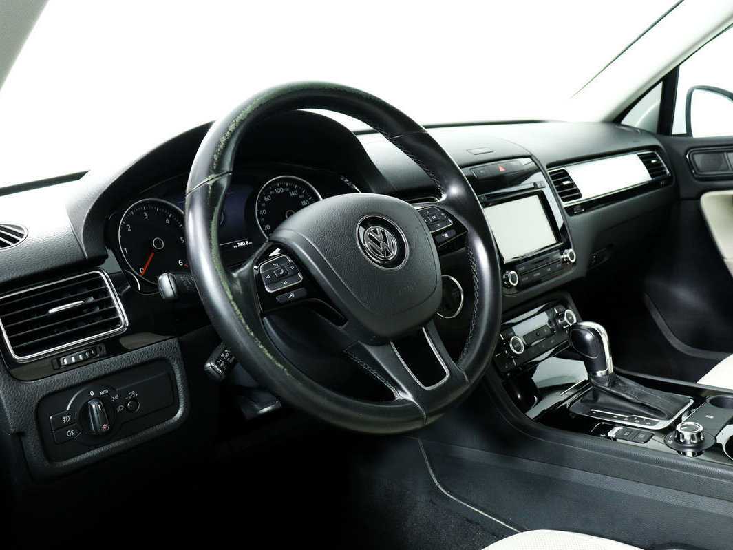 Купить Volkswagen Touareg, 2012, 177 271 км, фото №13