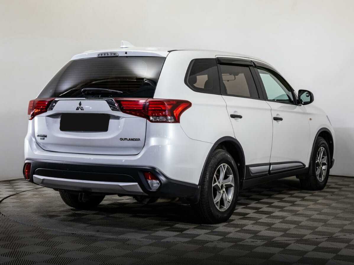 Купить Mitsubishi Outlander, 2018, 61 801 км, фото №4
