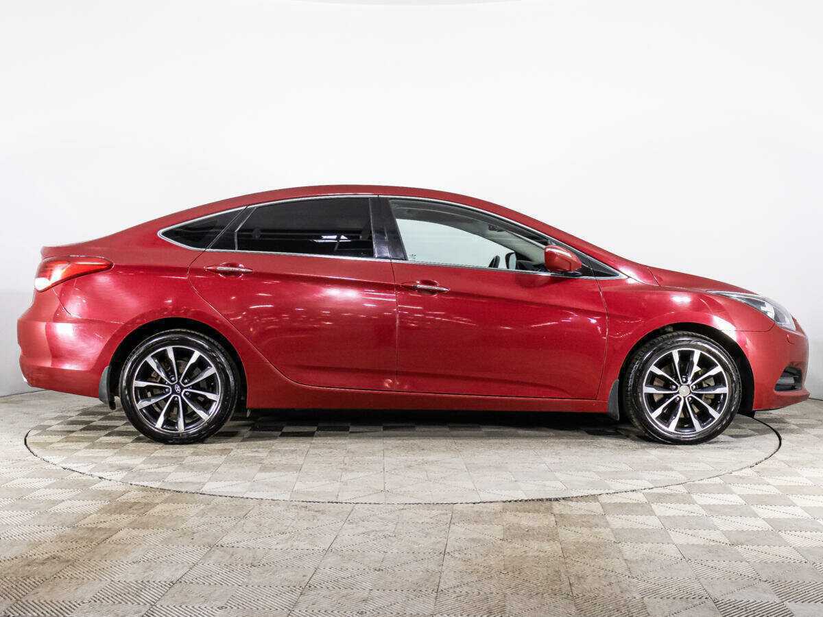 Купить Hyundai i40, 2015, 101 775 км, фото №4