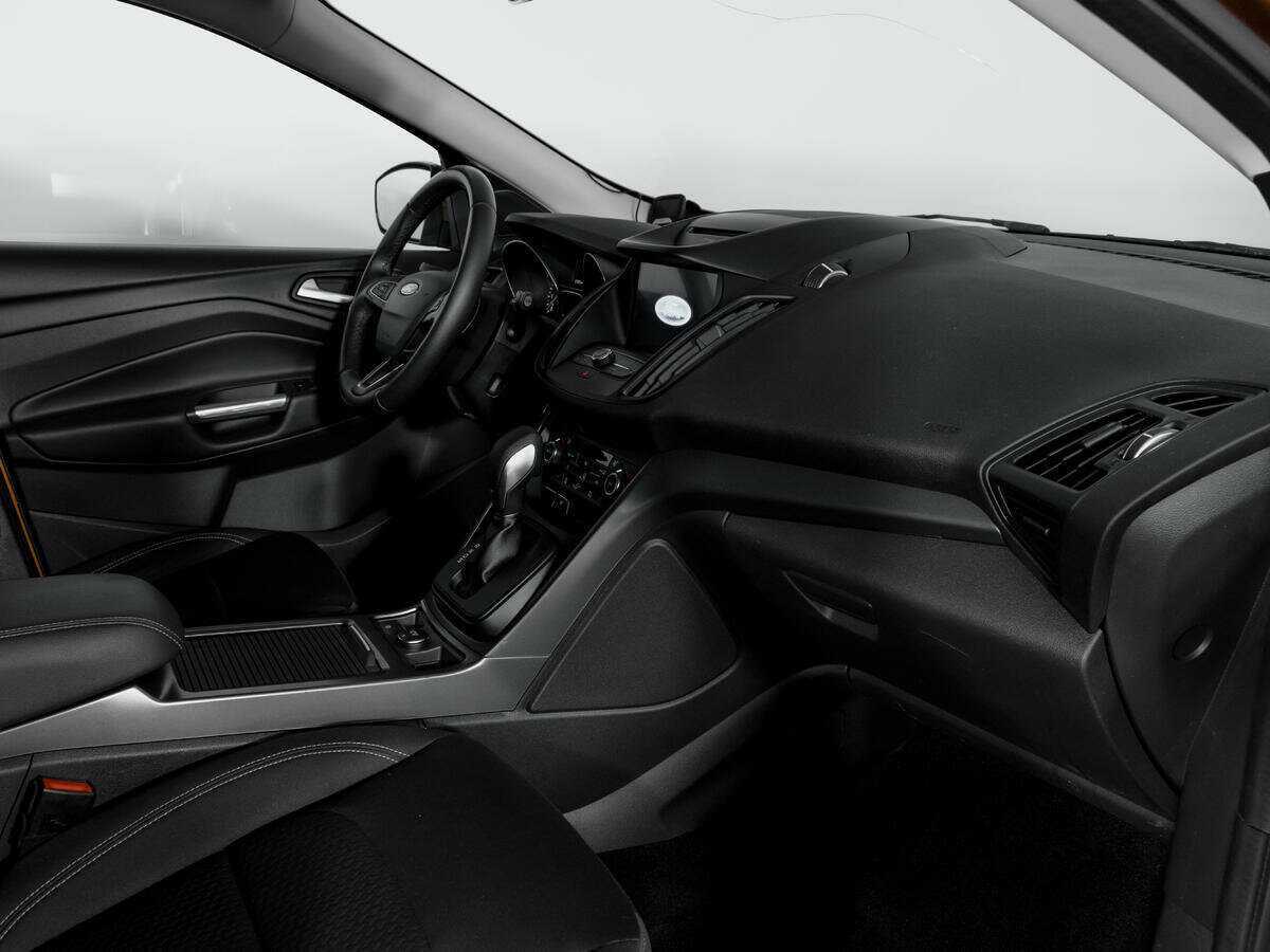 Купить Ford Kuga, 2019, 80 000 км, фото №9