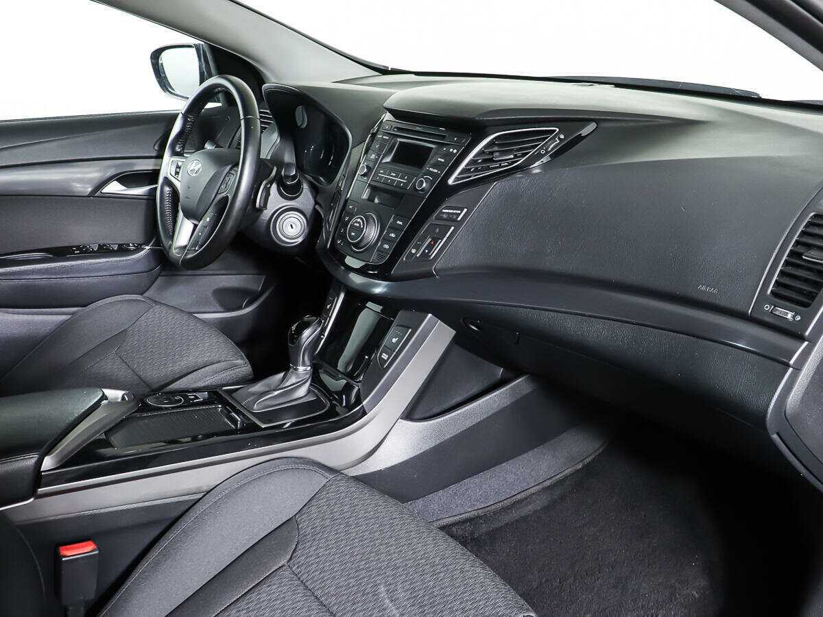 Купить Hyundai i40, 2015, 62 790 км, фото №9