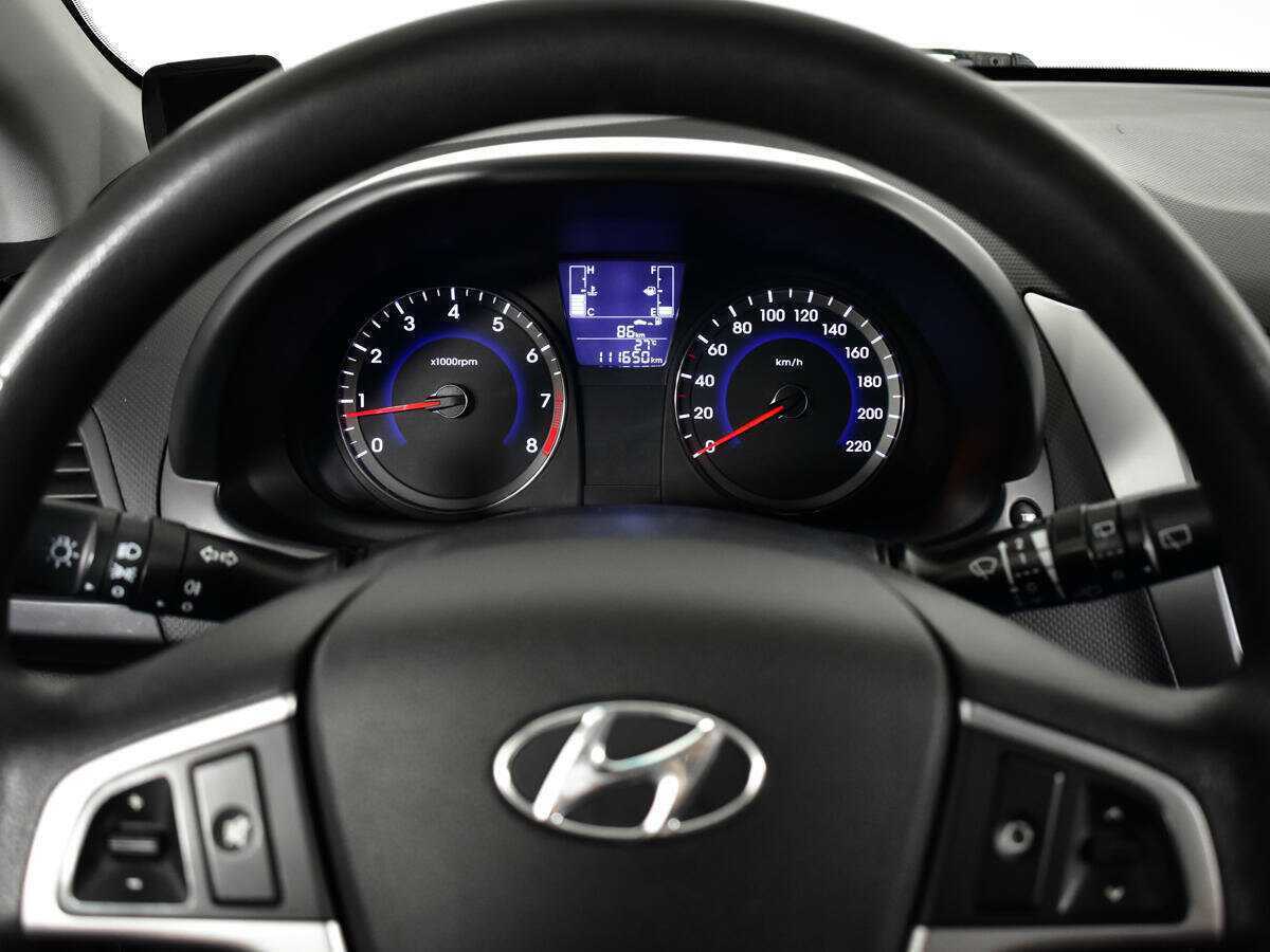 Купить Hyundai Solaris, 2015, 111 650 км, фото №11