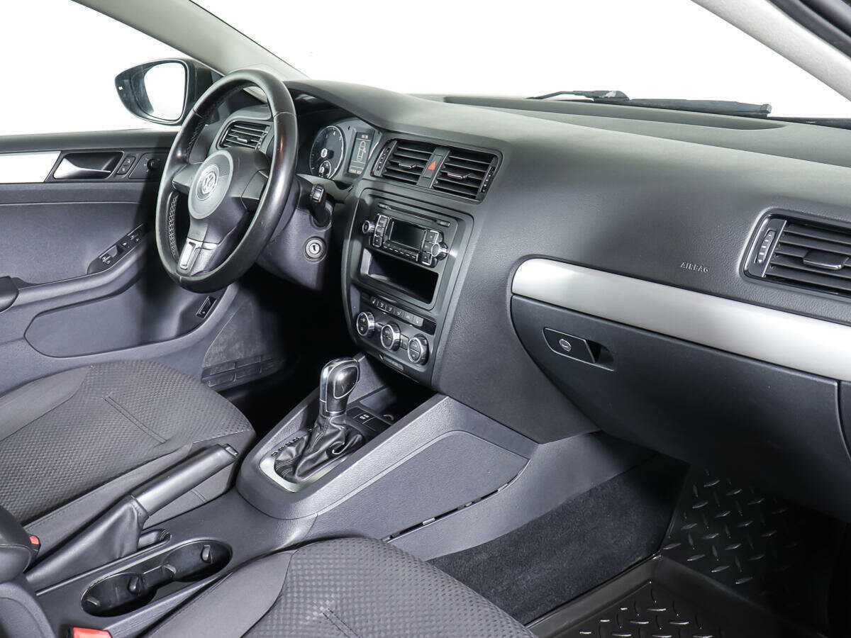 Купить Volkswagen Jetta, 2012, 279 369 км, фото №8