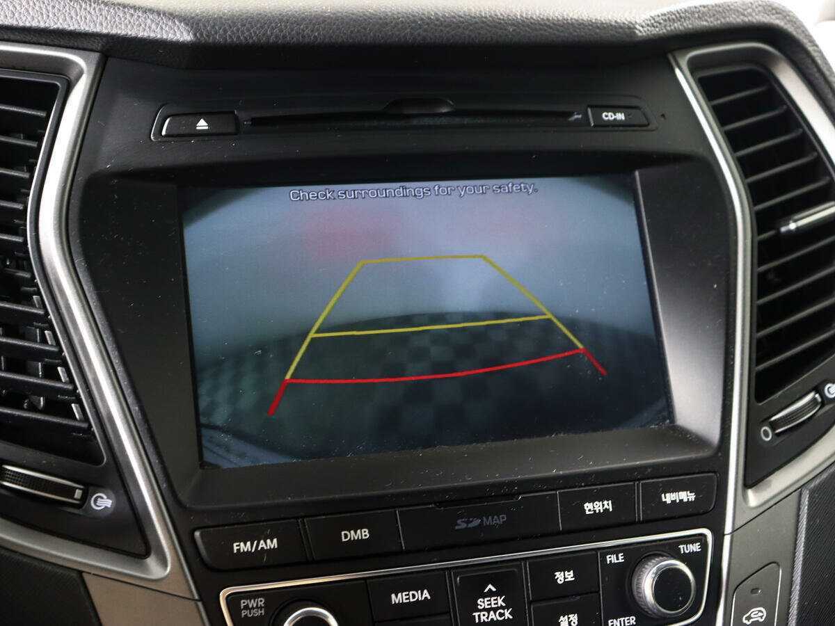 Купить Hyundai Santa Fe, 2016, 130 583 км, фото №15