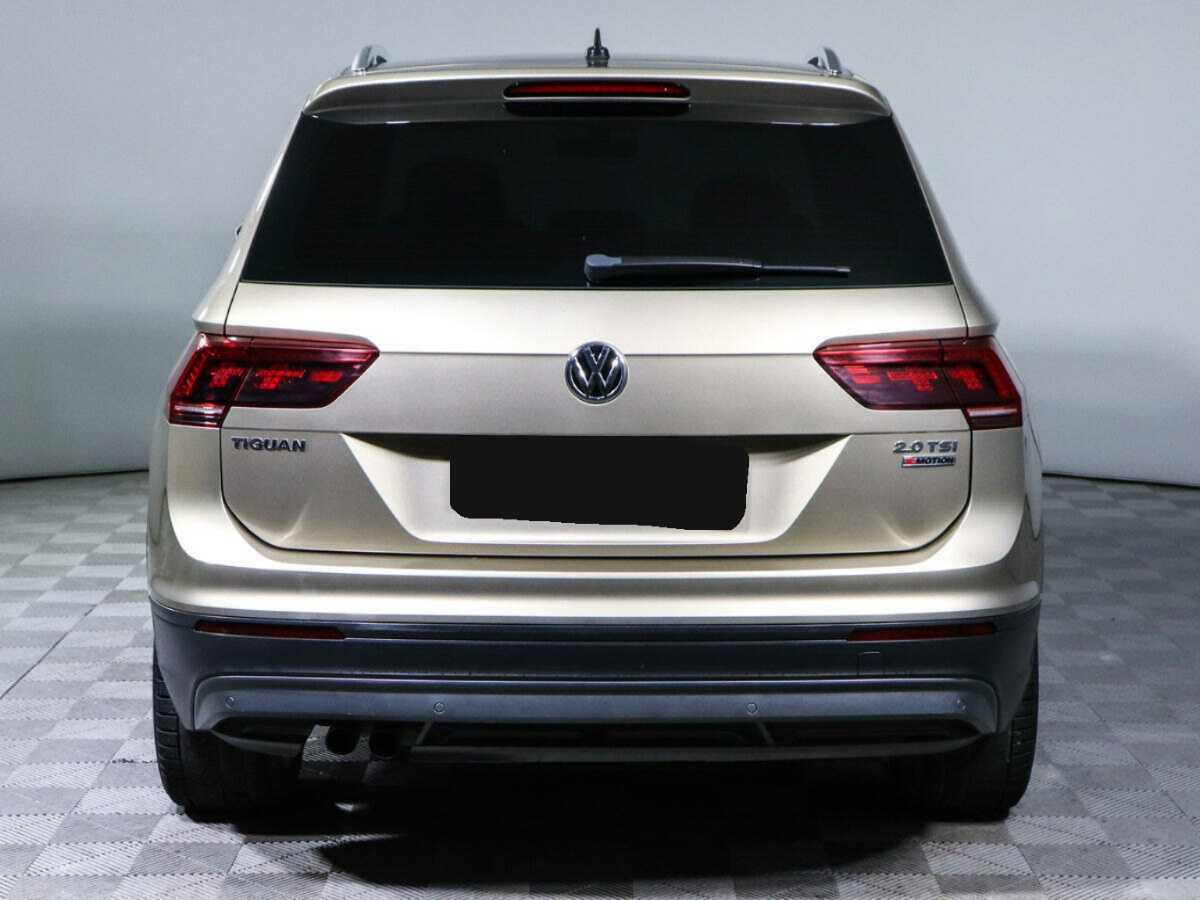Купить Volkswagen Tiguan, 2017, 114 600 км, фото №5